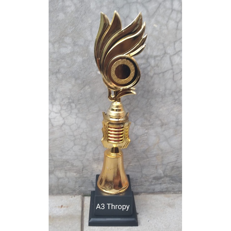 

PIALA LOMBA MURAH
