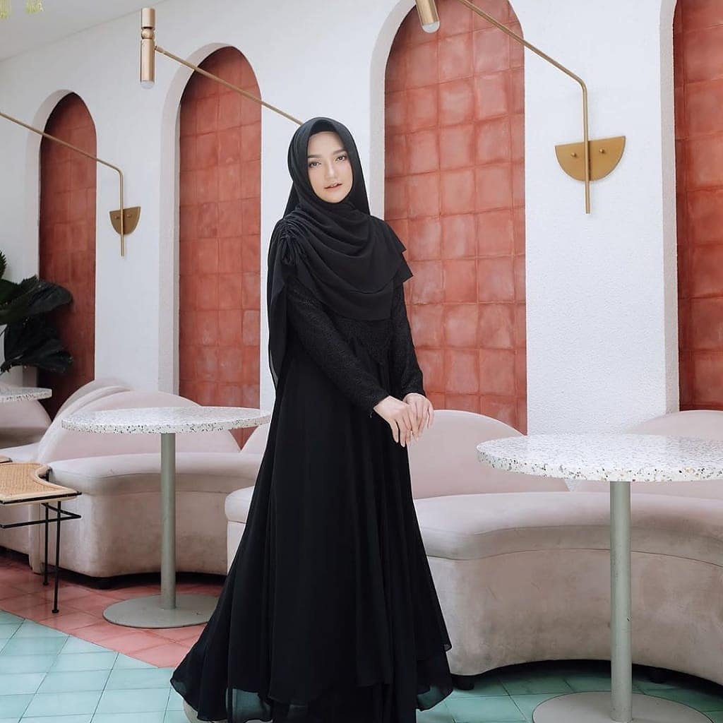 Fashion Muslim Gamis Syar'i Kinara syar'i Maxy Dress + khimar Aplikasi Renda