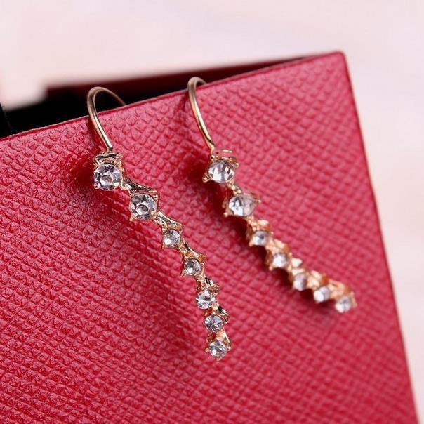 Anting hijab Perhiasan Korea Earrings zirkon dalam deretan 7 berlian dengan bintang berlian imitasi