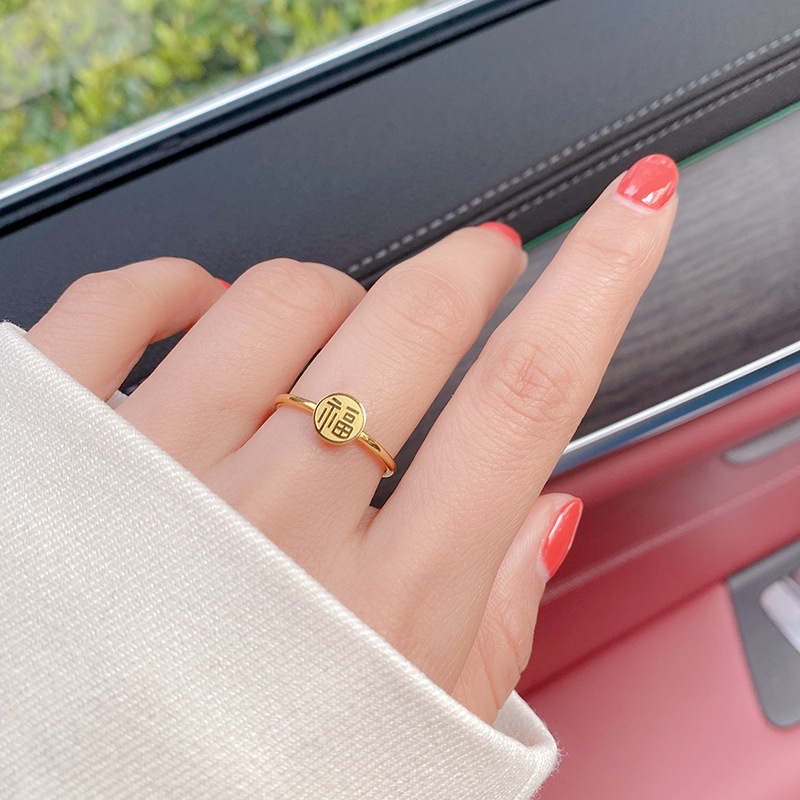 Cincin Emas Bahan Titanium Untuk Wanita