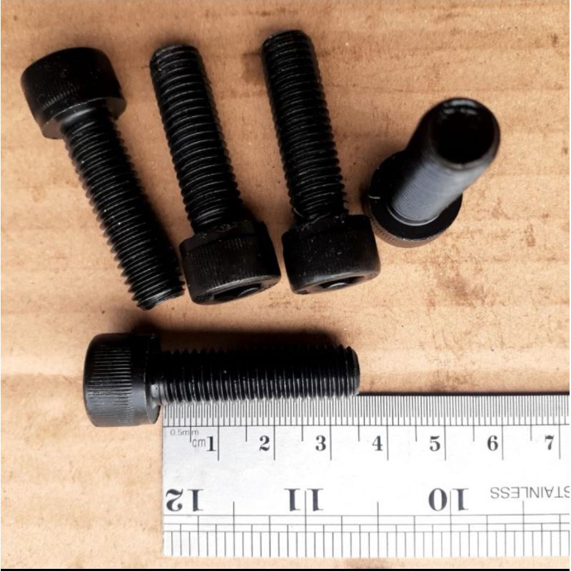 BAUT L BAJA M10 X 35 / BAUT L M10 X 35 / BAUT L M10X35 BAJA HITAM / BAUT M10 / BAUT 17 KUNCI L8 / L 