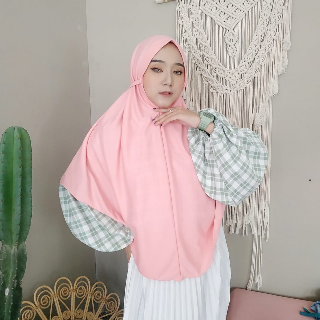 Hijab Instan Bergo Emilia XL Tali instan kaos Bergo-EMILIA PEACH