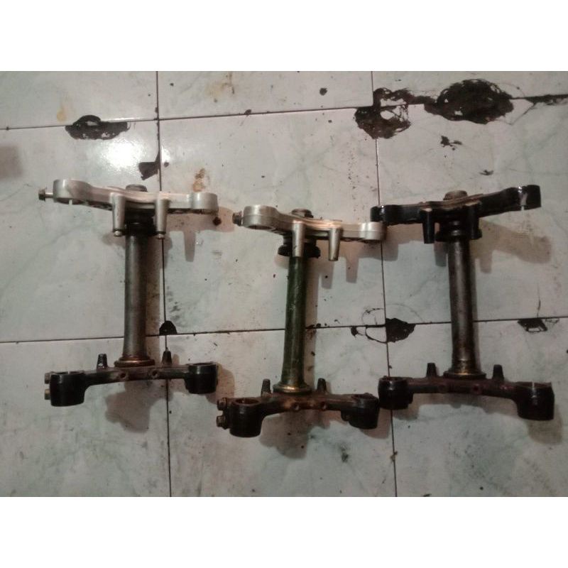 Segitiga atas bawah satria fu 150
