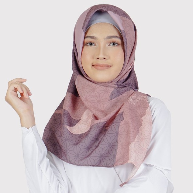 Jilbab Segiempat Elzatta Kaila Voal Premium Series-Widuri - Dusty Pink