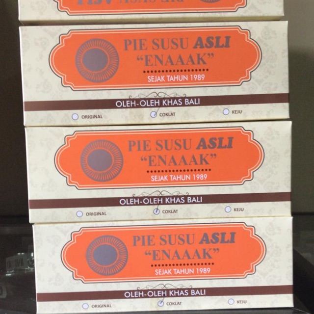 

Pie Susu Asli Enak Isi 10 pcs