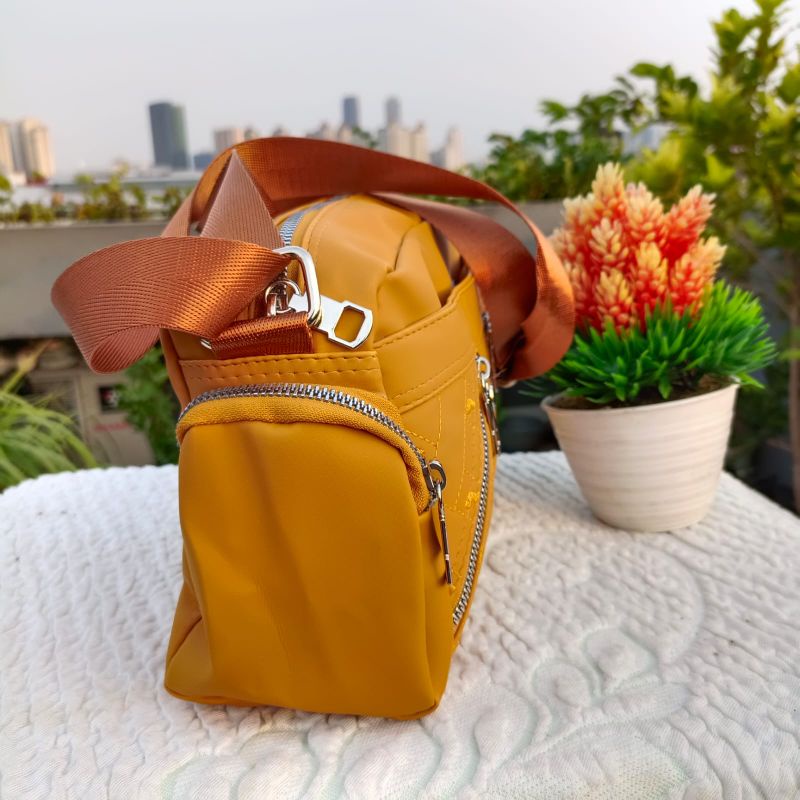 alfaza tas slempang wanita 5res kantong ukuran 24x17cm