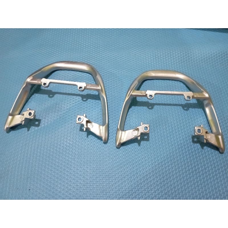 BEHEL BEGEL PEGANGAN JOK HONDA TIGER 2000 ORIGINAL