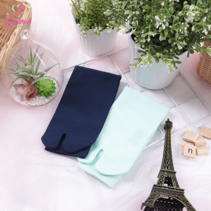 Kaos Kaki Jempol Polos Sashee