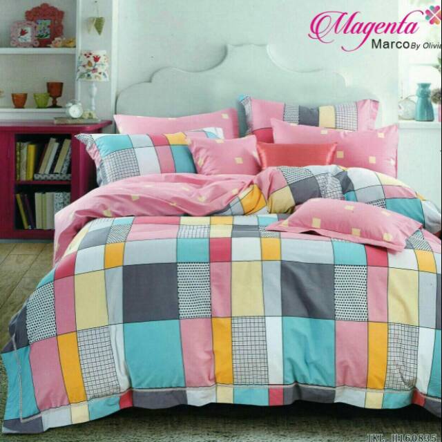 Sprei katun lokal magenta marco