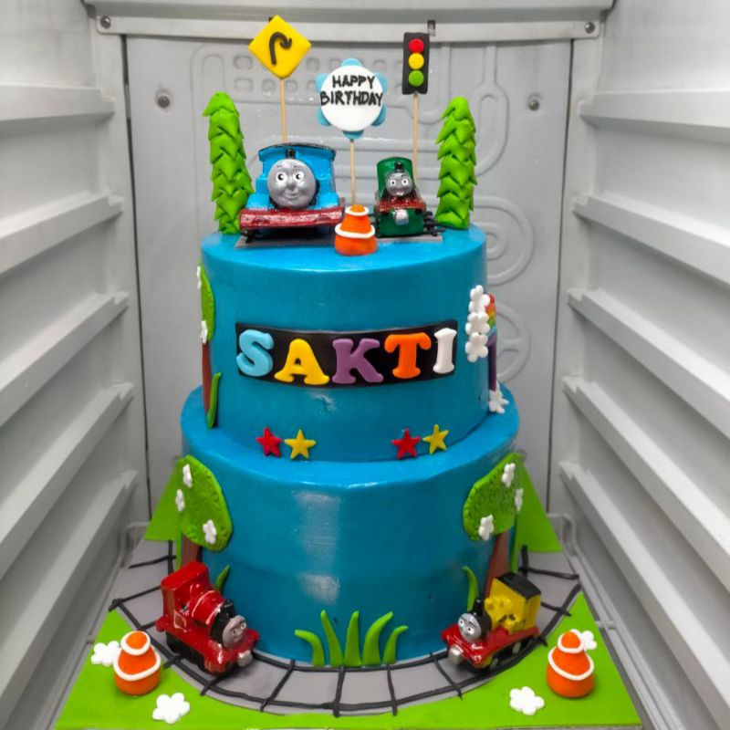 

kue ulang tahun Thomas
