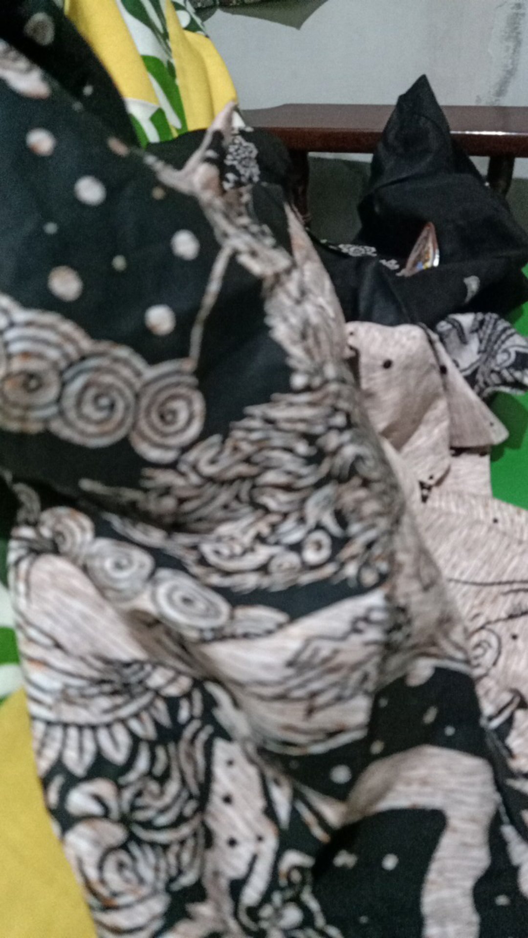 Kemeja Batik Pria Modern Motif Wayang Tunggal Putih Cream Kualitas Original Sragam M L Xl