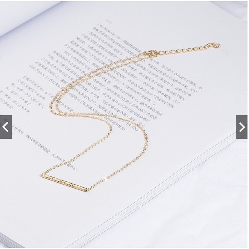 Light luxury niche clavicle chain design sense new versatile simple neck chain