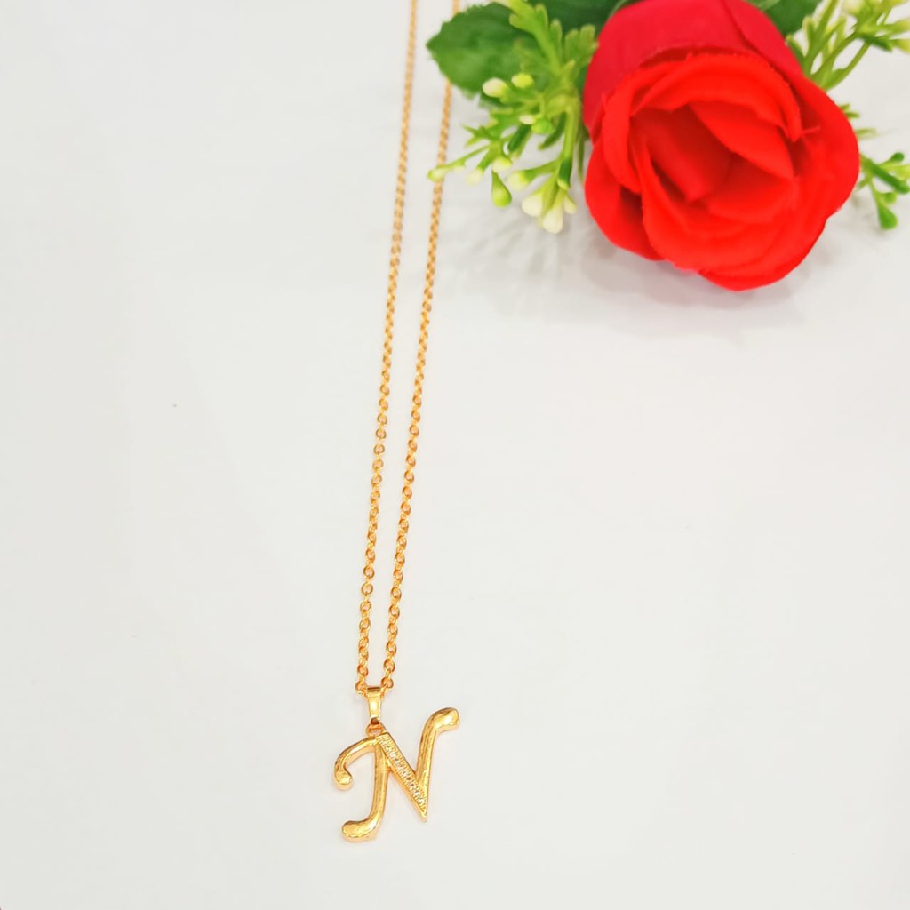 KALUNG PLUS LIONTIN HURUF LATIN A-Z PERHIASAN WANITA GOLD MODERN TERLARIS (COD)