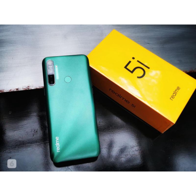 Realme 5i ram 4/128Gb