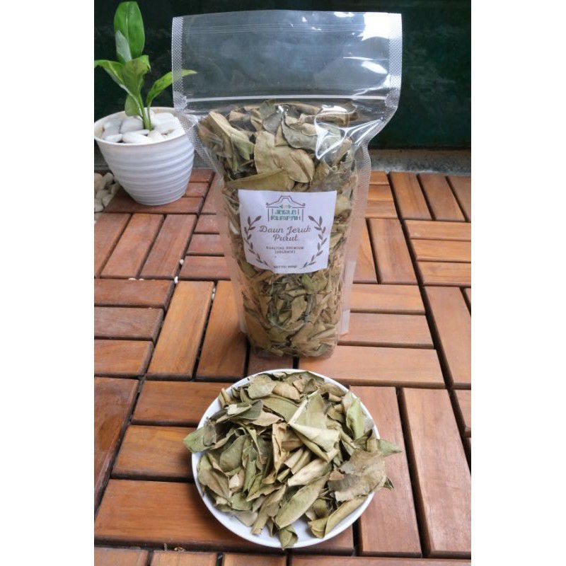 

Daun Jeruk Purut Kering ( 100 gram )