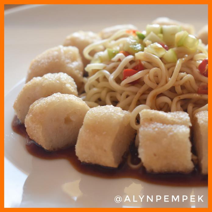 

Paket Pempek Lenjer 12