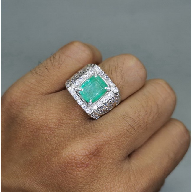 Batu Cincin Hijau Emerald Zamrud Kolombia Bersertifikat Perak