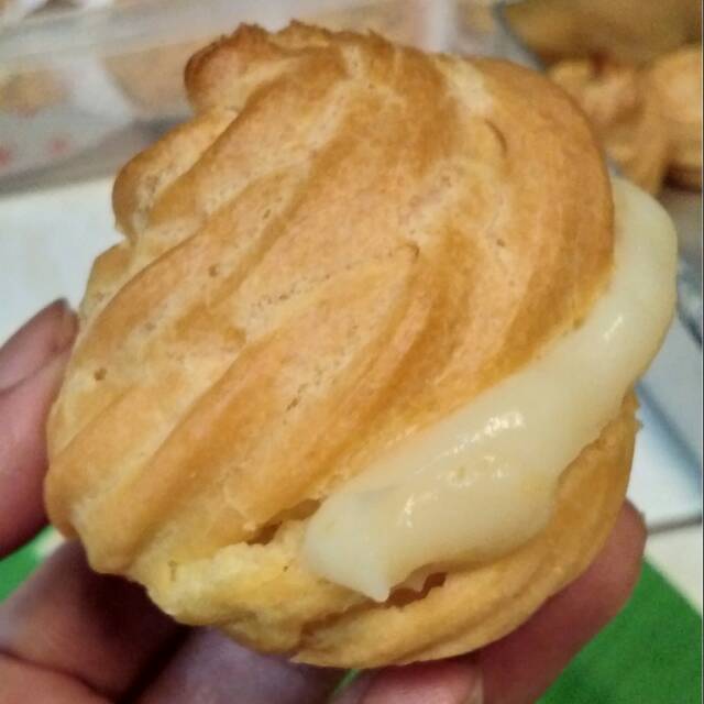 

Soes / Kue Sus Vanilla Vla