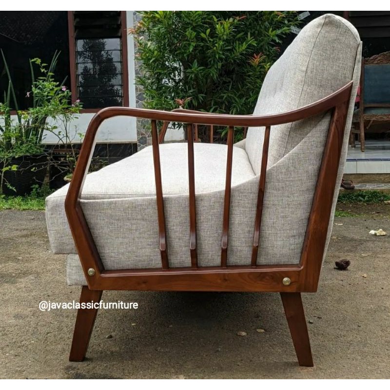 KURSI SOFA RUANG TAMU JENGKI 3 SEATER BANGKU TV SOPA SANTAI JOK BUSA EMPUK SCANDINAVIA VINTAGE KAIN BLUDRU BERKUALITAS BAHAN RANGKA KAYU JATI TUA TPK PRODUKSI JEPARA-1
