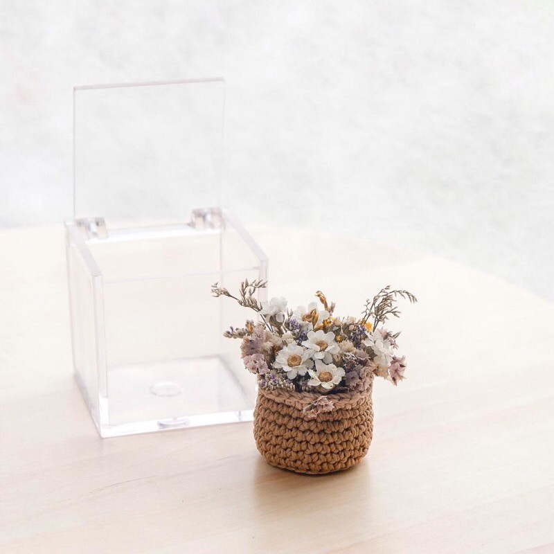 

Kado Birthday/Ulangtahun/Wisuda (Daisy Editon - small/ large packaging)