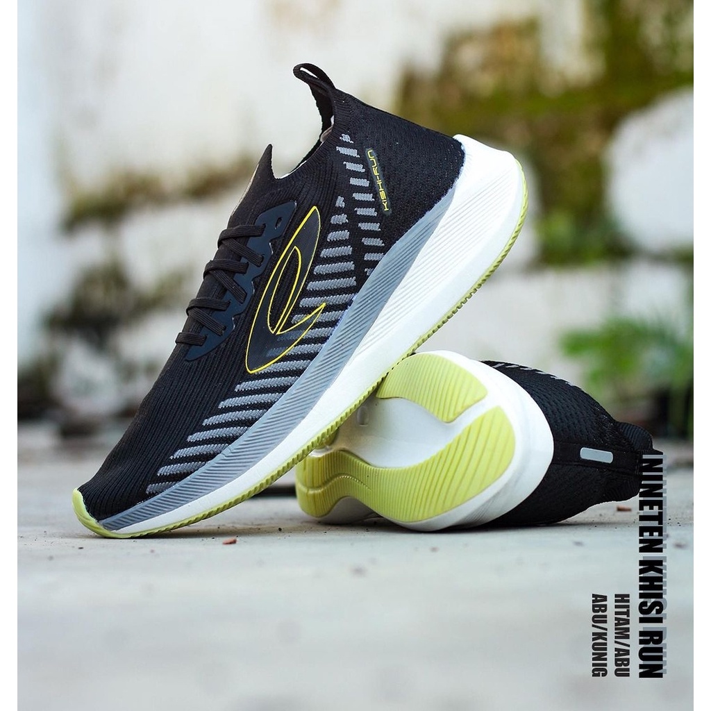 Jual Sepatu Running/Lari 910 Kishi Run Hitam/Abu Abu/Kuning
