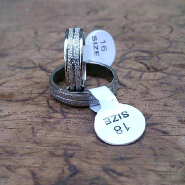 Cincin Couple Silver Cincin Tunangan Cincin Titanium Silver Cincin Anti karat