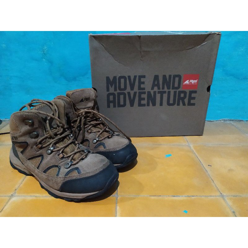 SEPATU GUNUNG REI ARKANSAS UK 40-41