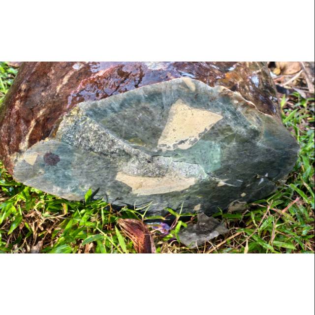 Natural bongkahan giok aceh 100 Kg