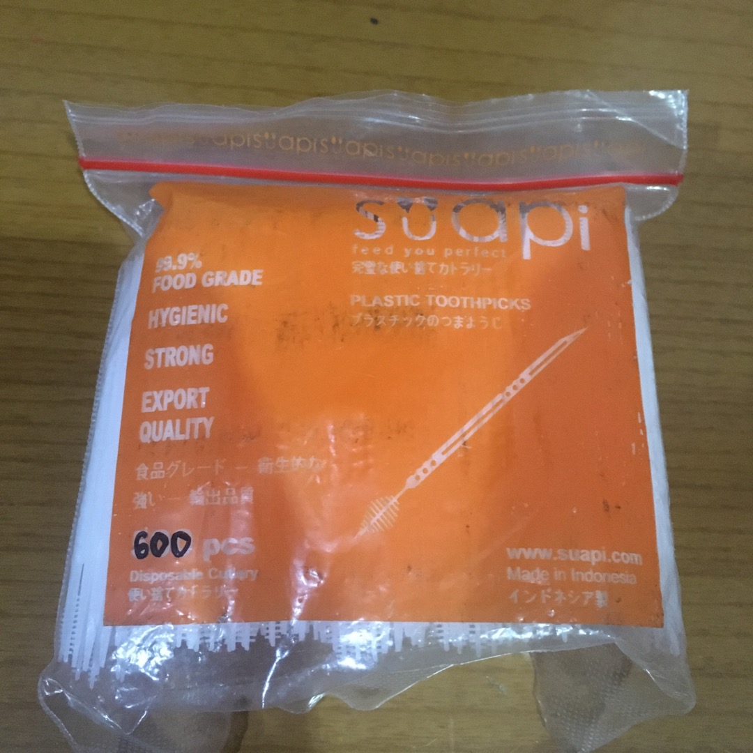Tusuk Gigi Plastik Suapi Isi 600 Pcs/biji