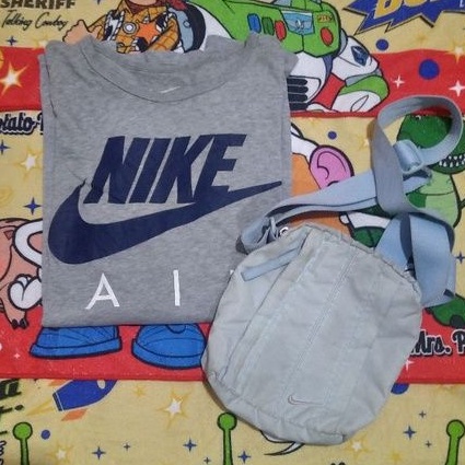 tas mini Sling bag Nike dan kaos nike
