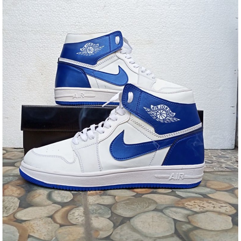 sepatu nike air jordan 1 sepatu nike jordan terbaru Sepatu Jordan New Retro1 Sepatu Sneakers Pria/Wa