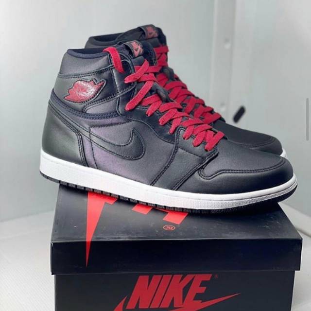 Nike Air Jordan 1 OG Black Satin