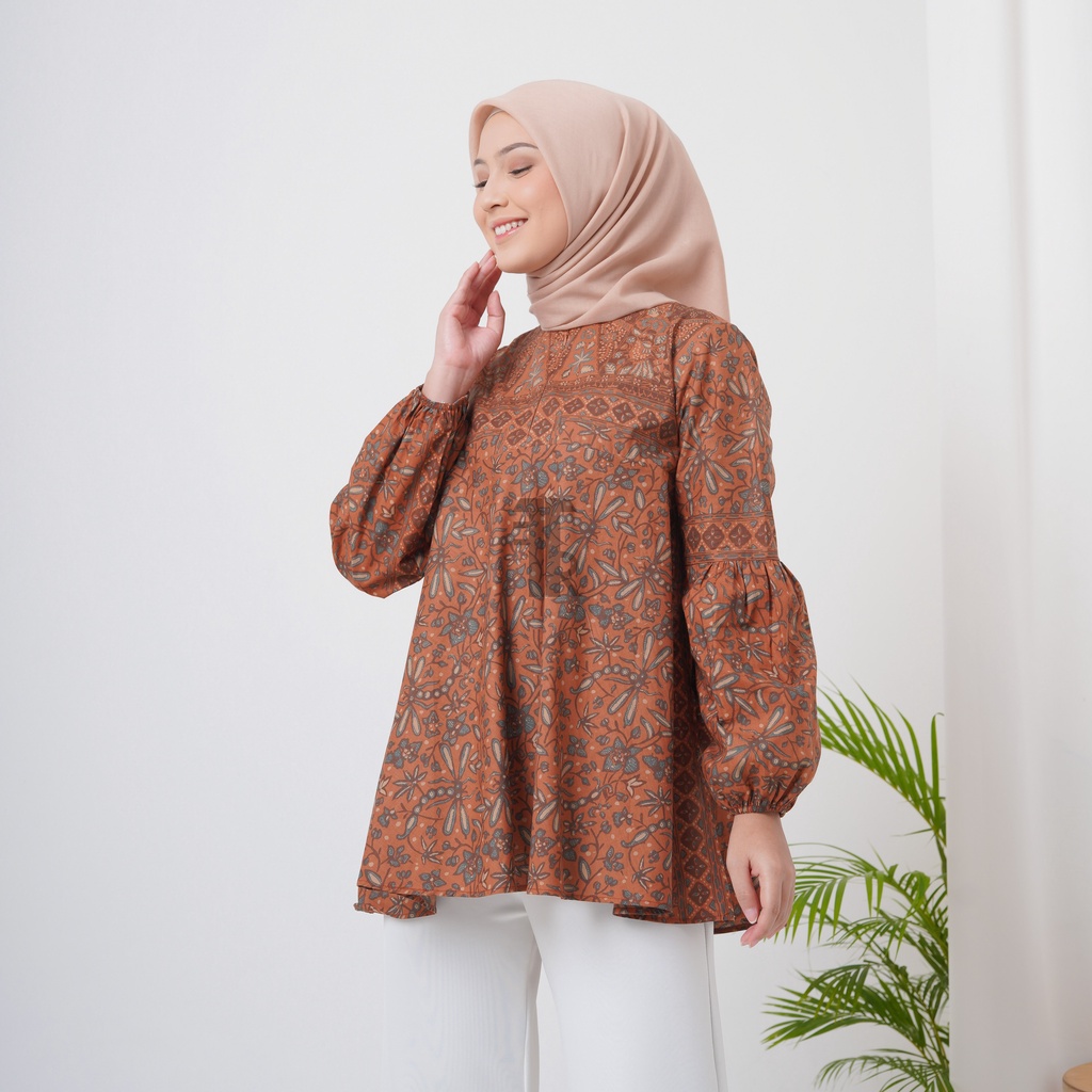 FITTINGROOM11 Blouse Batik - Hani Batik