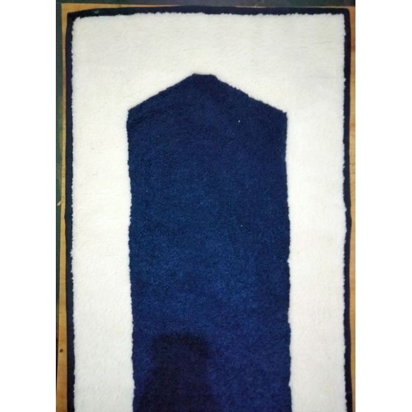 Sajadah tebal empuk bulu domba