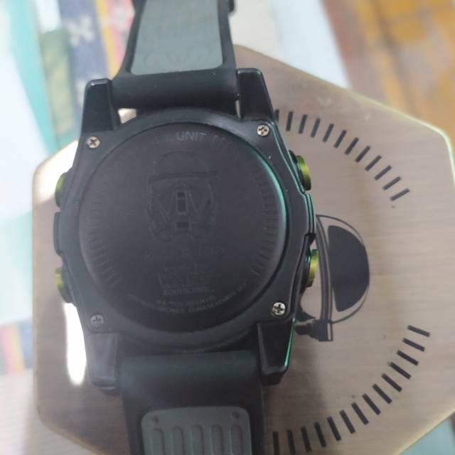 jam tangan nixon