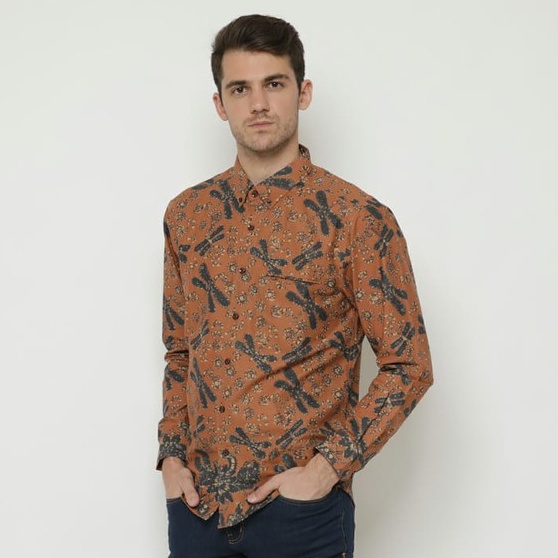 KEMEJA BATIK PRIA Lengan Panjang Premium Motif Capung Orange Oranye Oren 727158 Cap 72 - Baju Kemeja Atasan Pakaian Setelan Batik Pria Cowok Laki Laki Remaja Keluarga Kantor Lengan Panjang Modern Slimfit Slim Fit Premium Kekinian