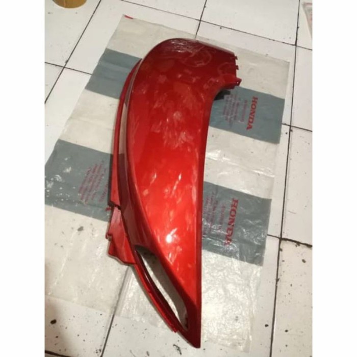 body belakang scoopy K16 original merah marun kanan 2013-2016 cover R