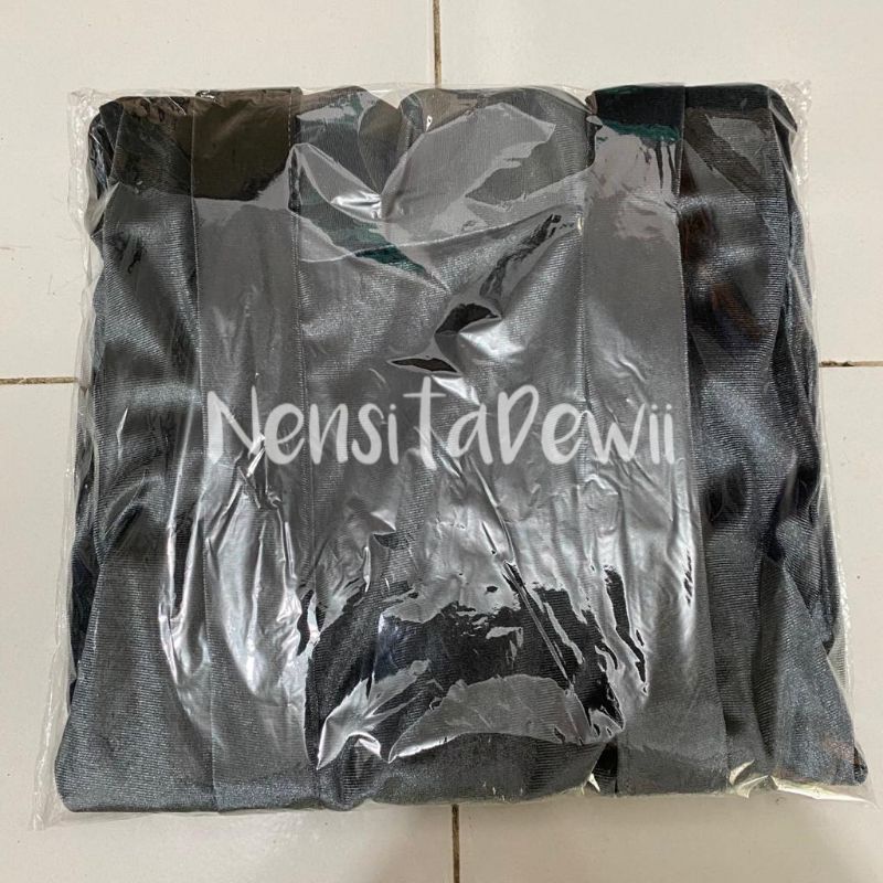 Kebaya Bludru Kartini / Kebaya Hijab Leher V (Bahan Tebal)-Silver