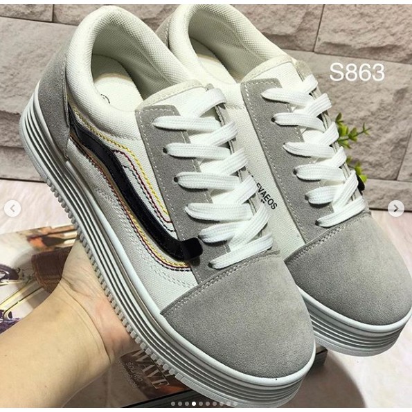 Sepatu Sneakers S863