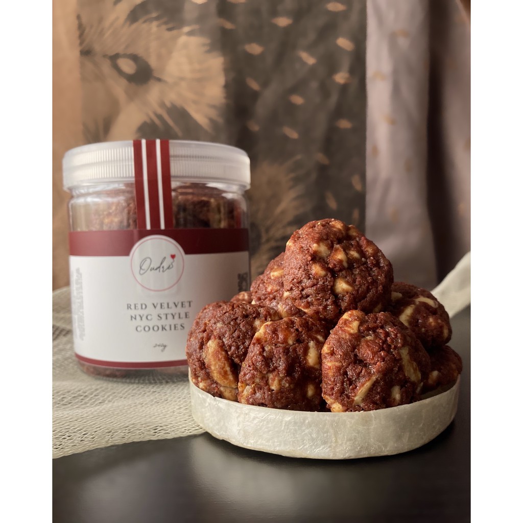 

Mini Bites Red Velvet NYC Style Cookies