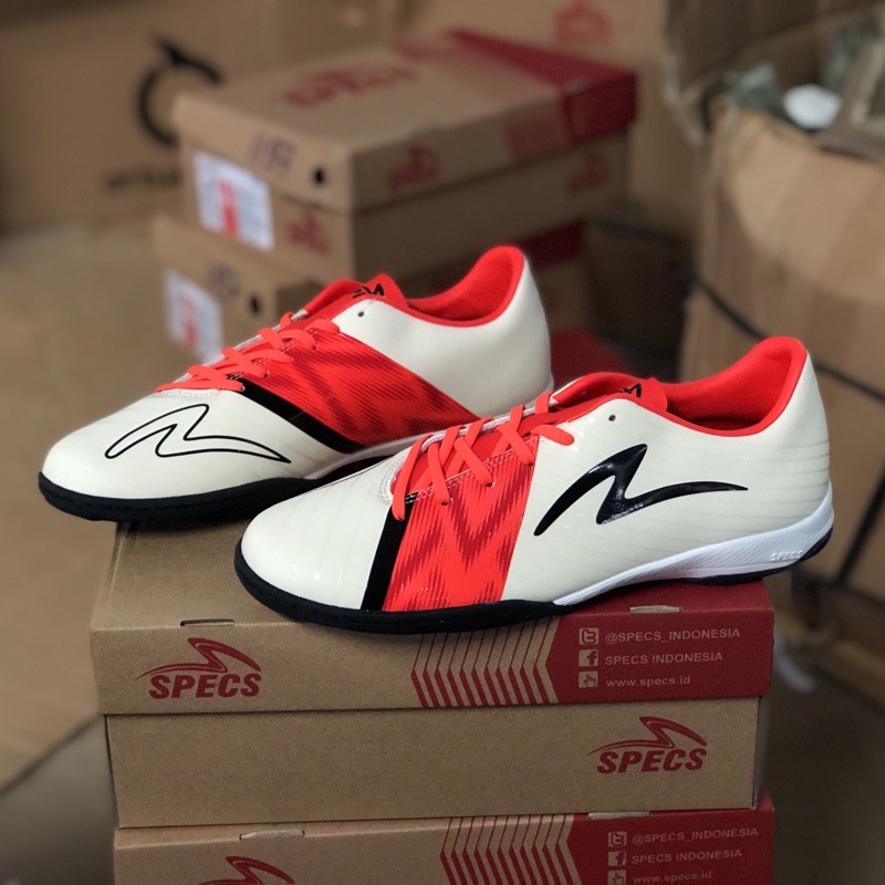 Sepatu Futsal Specs Accelerator Slaz Pro IN Winter White