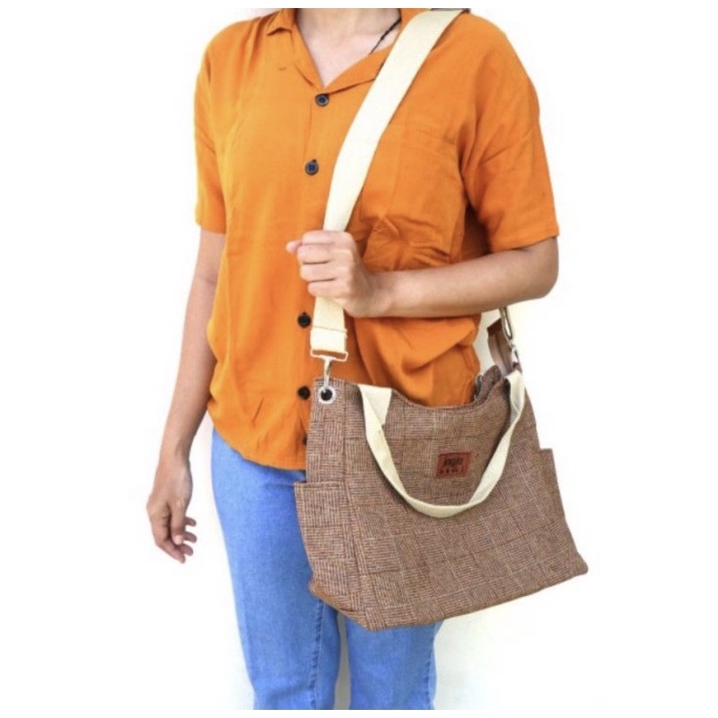 Tas goni premium feminim /ukuran 35x27x15cm