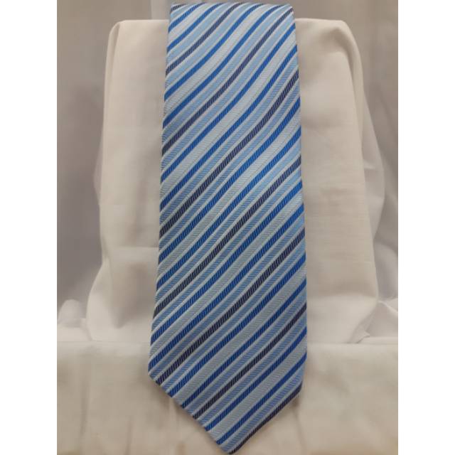 Dasi biru muda motif berkwalitas