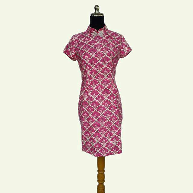 Vera Qipao Batik Dress - Batik Qipao - Modern Batik Shanghai - Batik Pink