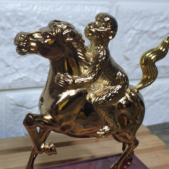Pajangan Kuda Emas Pajangan Kera monyet Emas Riding Horse