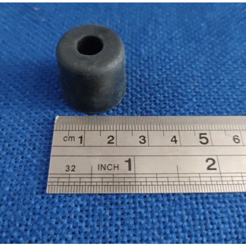 Kaki Karet Kompor Gas / Speaker Aktif kecil
