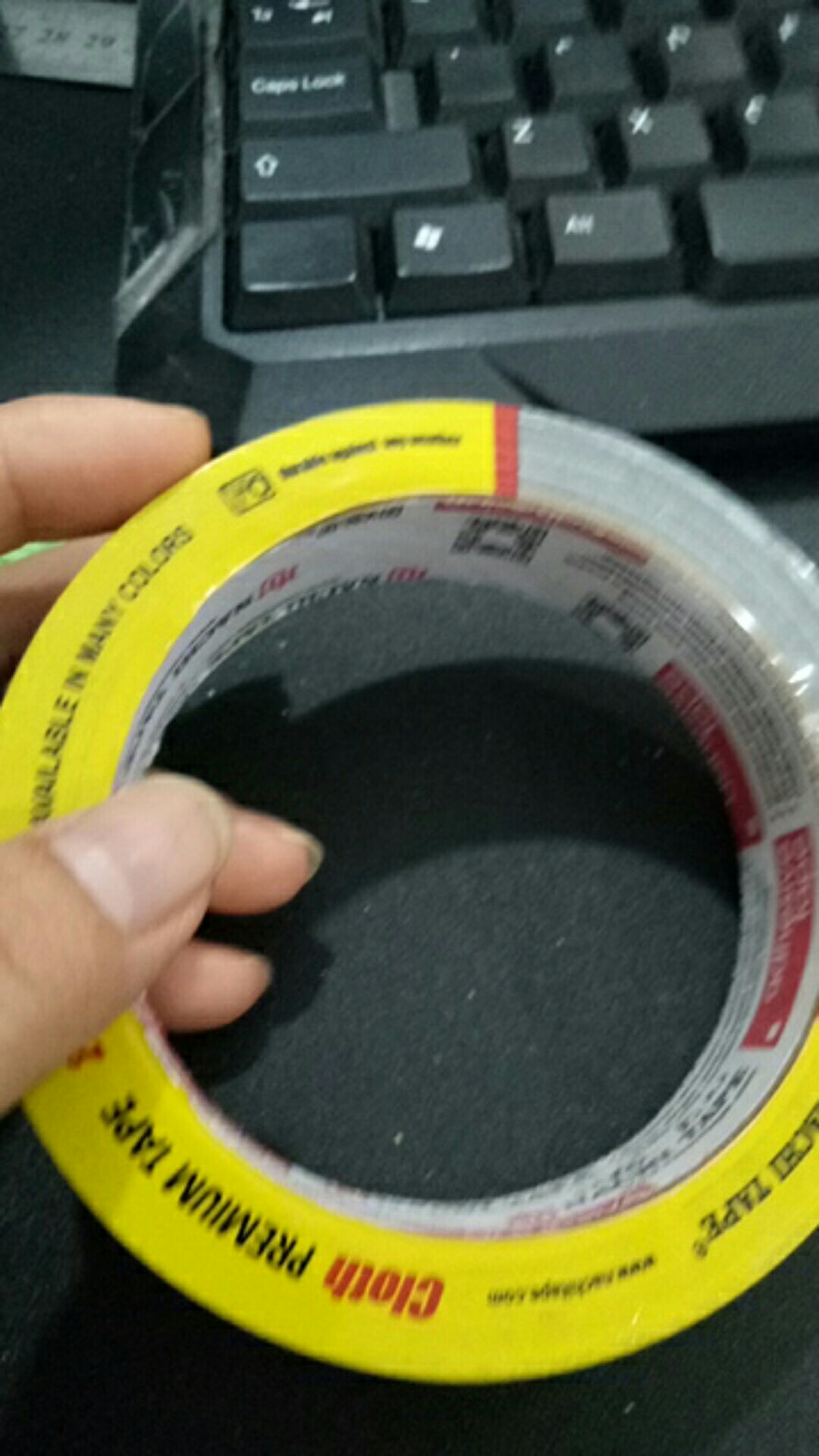 Lakban Kain Hitam Isolasi Tape Nachi 1 X 12 Meter (23 Mm X 12 Meter)