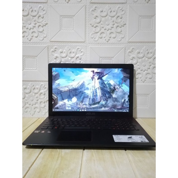 Laptop Gaming Asus x550iu AMD FX 8gb/1tb Radeon R7 4gb