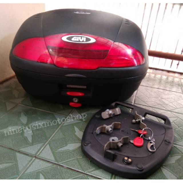 Best Seller Box Motor GIVI E45 withstoplamp second berkwalitas