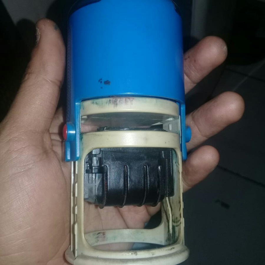 

stempel tanggal dan jam otomatis castum